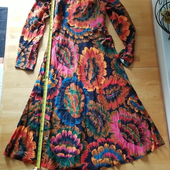 FARM RIO Colorful Flowers Midi Dress - Picture 12 of 16